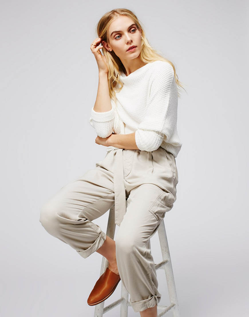 پیراهن مشکی سنگ دوزی مشکی طلایی - تصویر 3